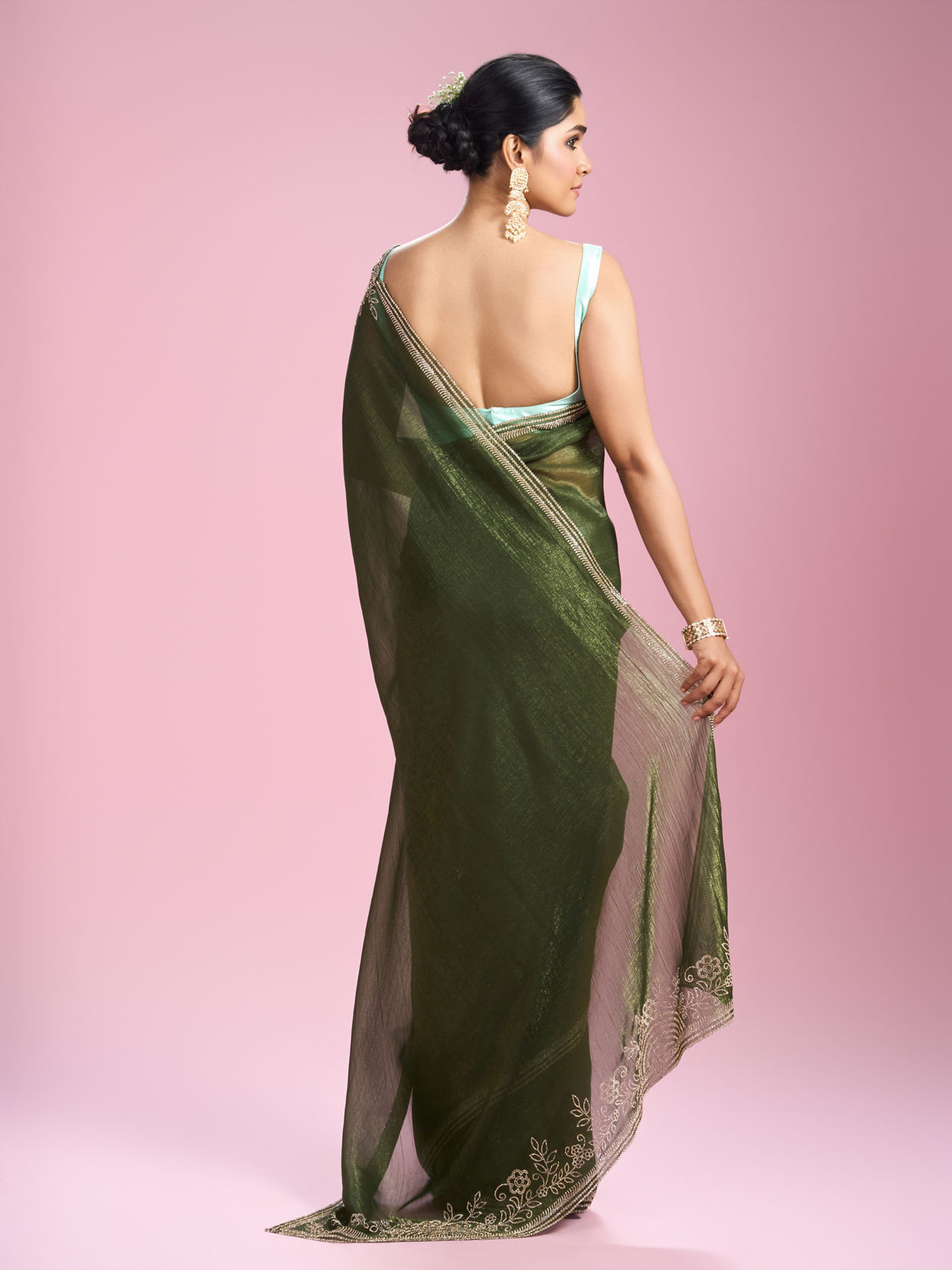 Mohey Women Emerald Elegance Saree