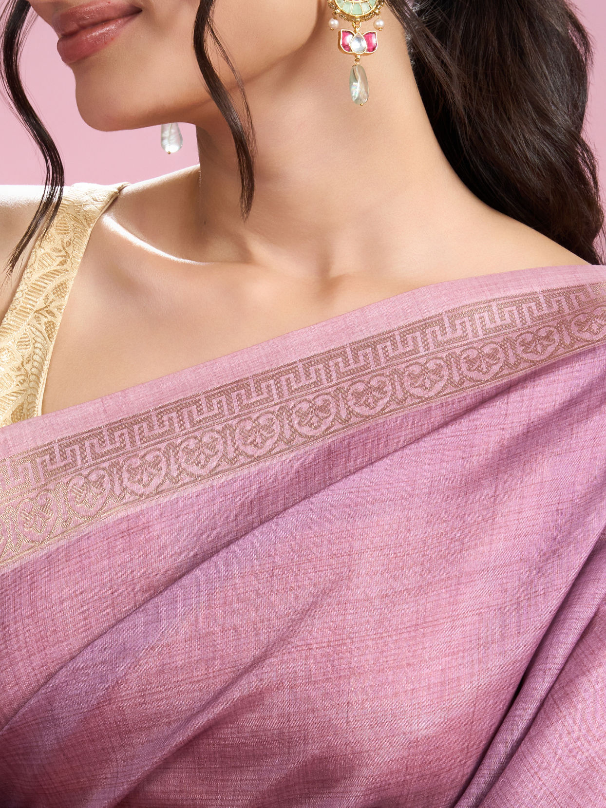 Mohey Women Purple Elegance Extravaganza Saree