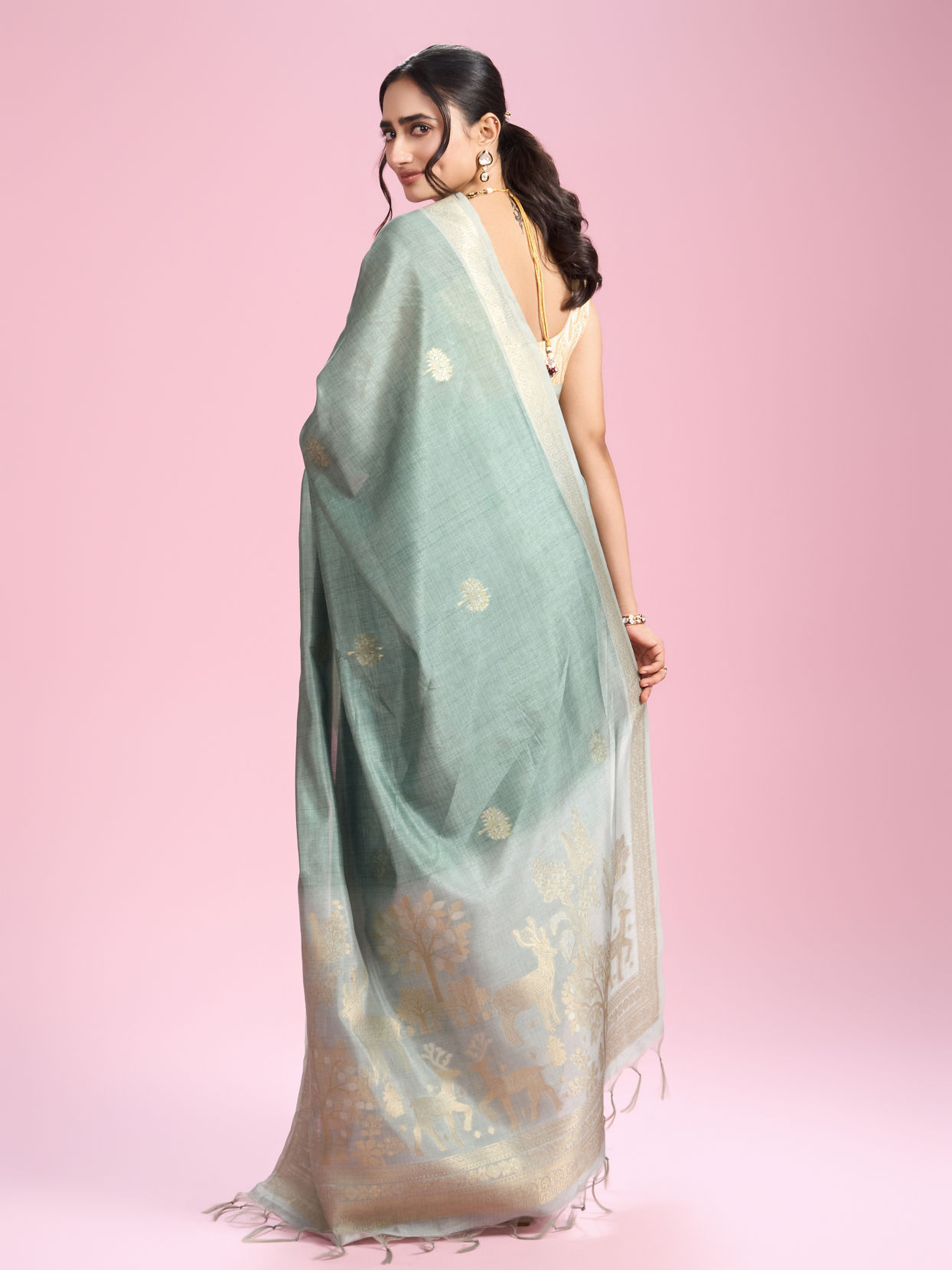 Mohey Women Radiant Light Blue Saree