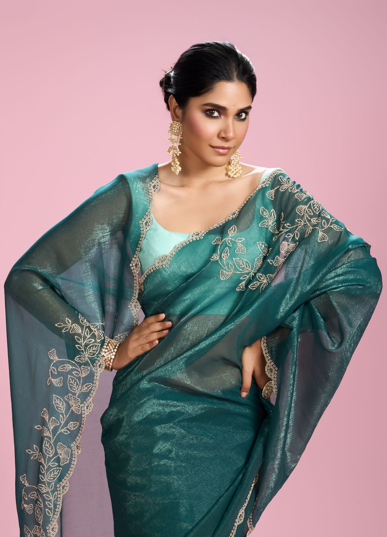 Mohey Women Sea Green Chinon Party Wear Saree