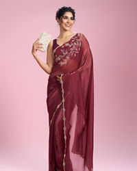 Mohey Women Coral Charm Chinon Saree