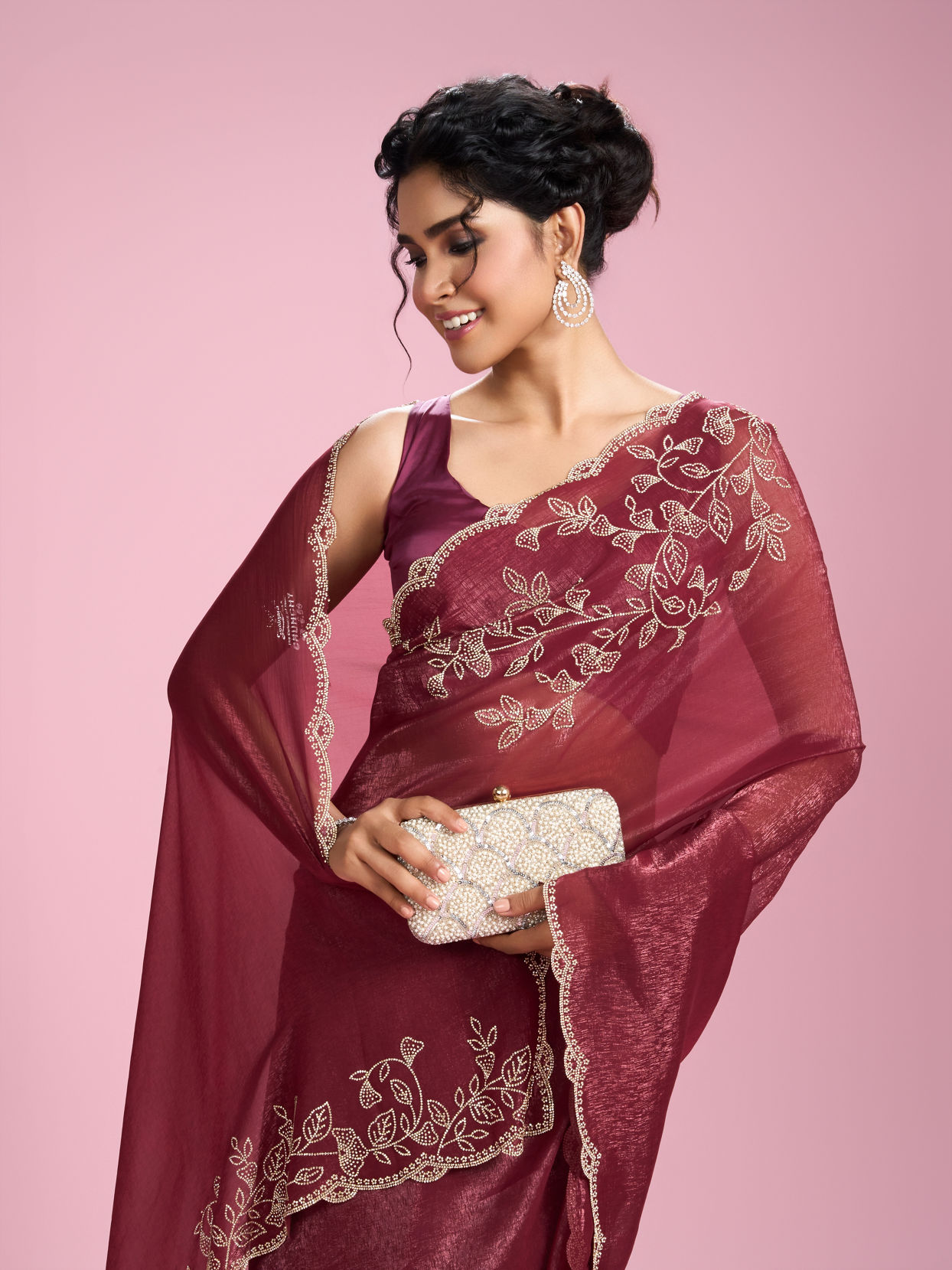 Mohey Women Coral Charm Chinon Saree