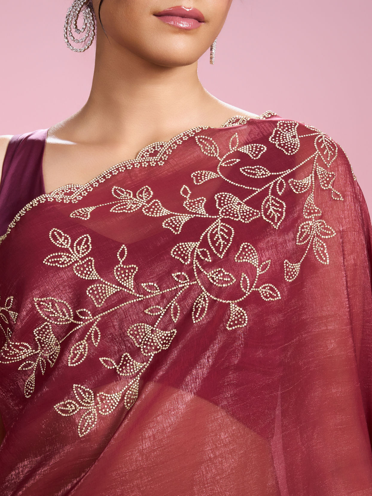 Mohey Women Coral Charm Chinon Saree