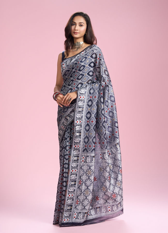 Mohey Women Mesmerizing Indigo Blue Saree