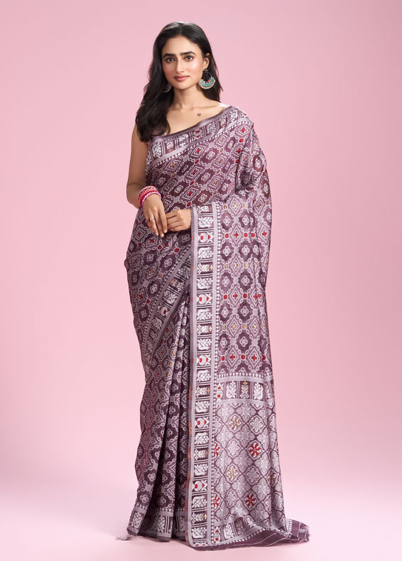Mohey Women Coral Glory Saree