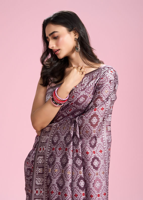 Mohey Women Coral Glory Saree