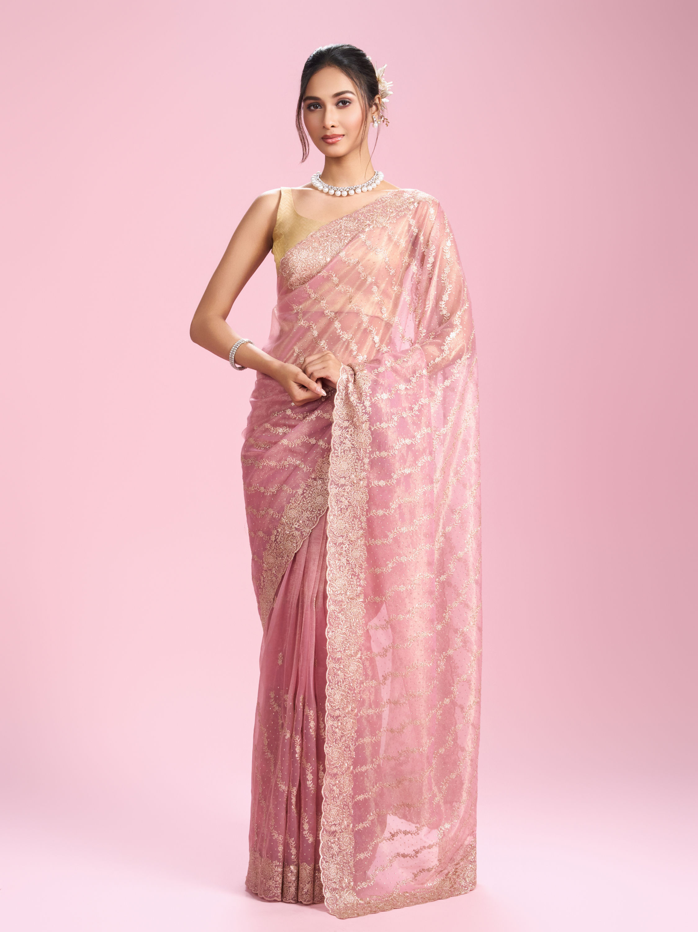 Mohey Women Elegant Pink Saree