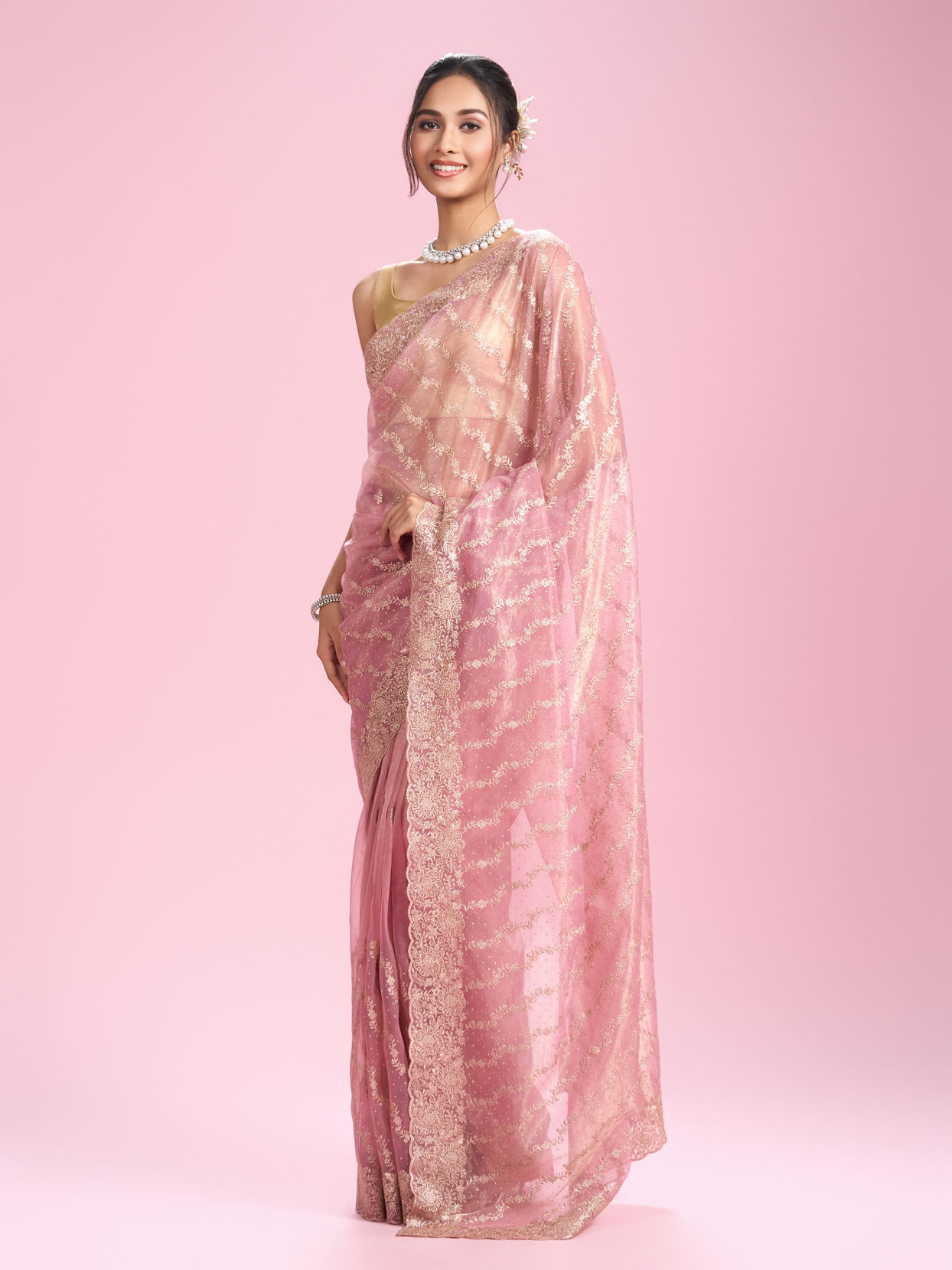 Mohey Women Elegant Pink Saree