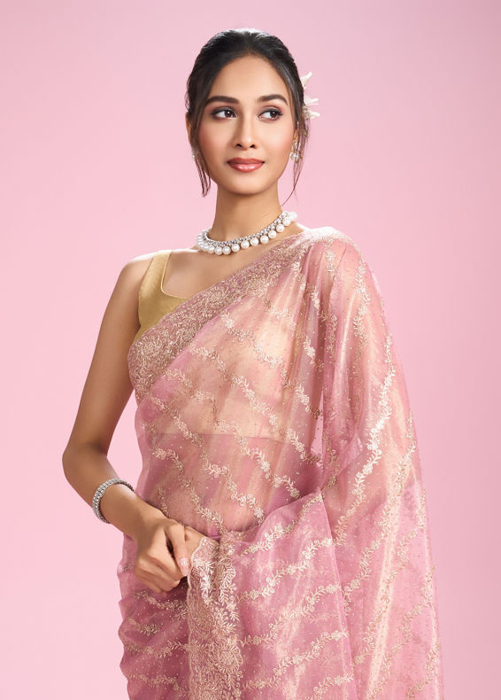 Mohey Women Elegant Pink Saree