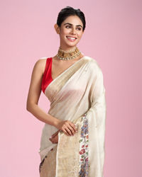 Mohey Women Cream Elegance Saree