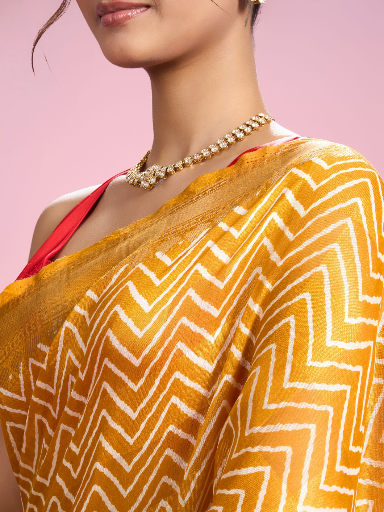 Mohey Women Exuberant Mustard Yellow Saree