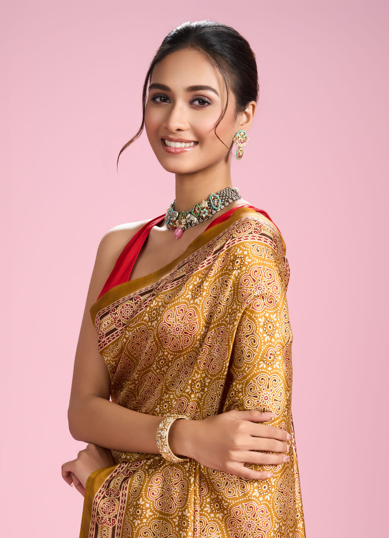 Mohey Women Mustard Yellow Elegance Saree