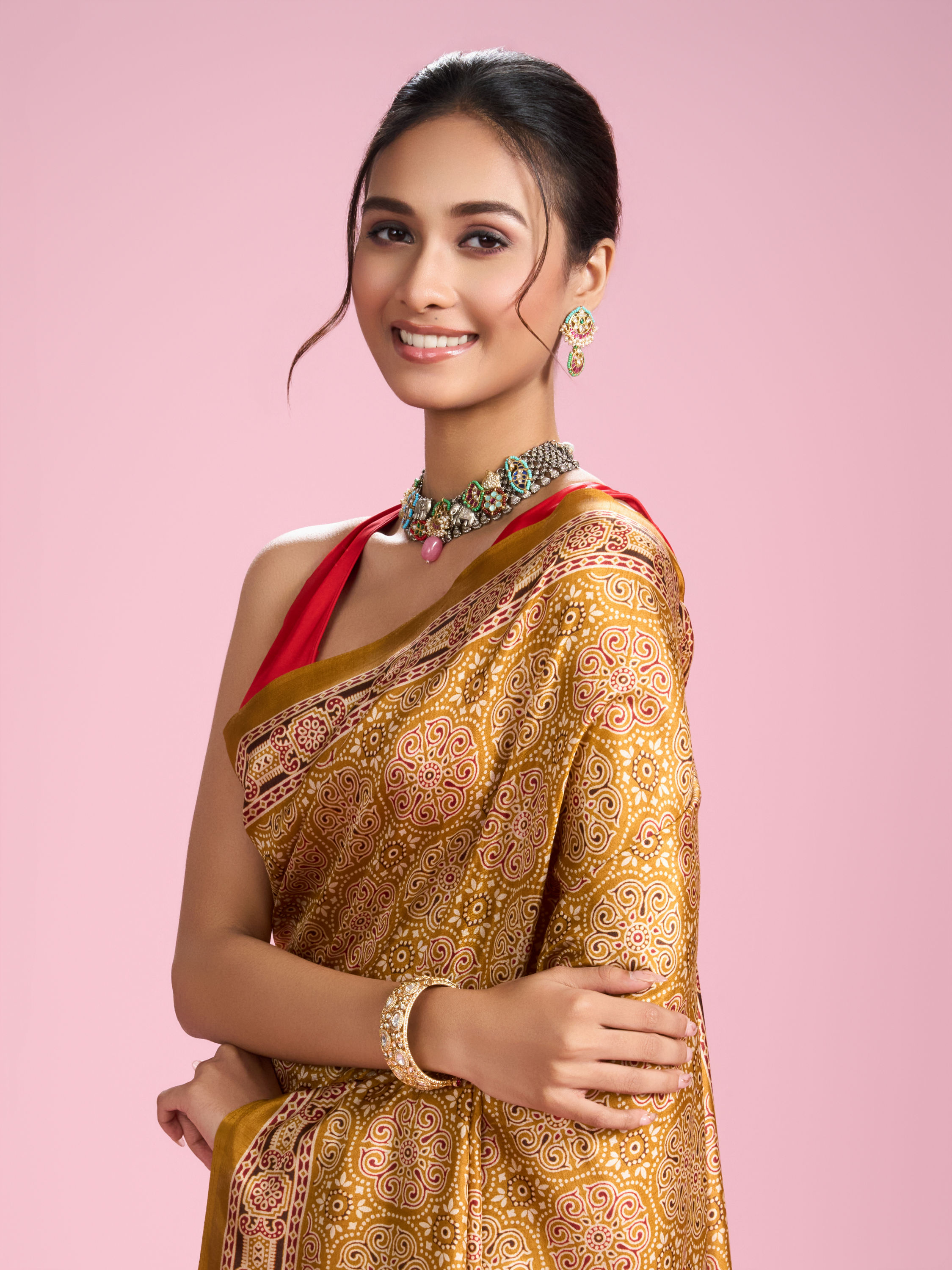 Mohey Women Mustard Yellow Elegance Saree