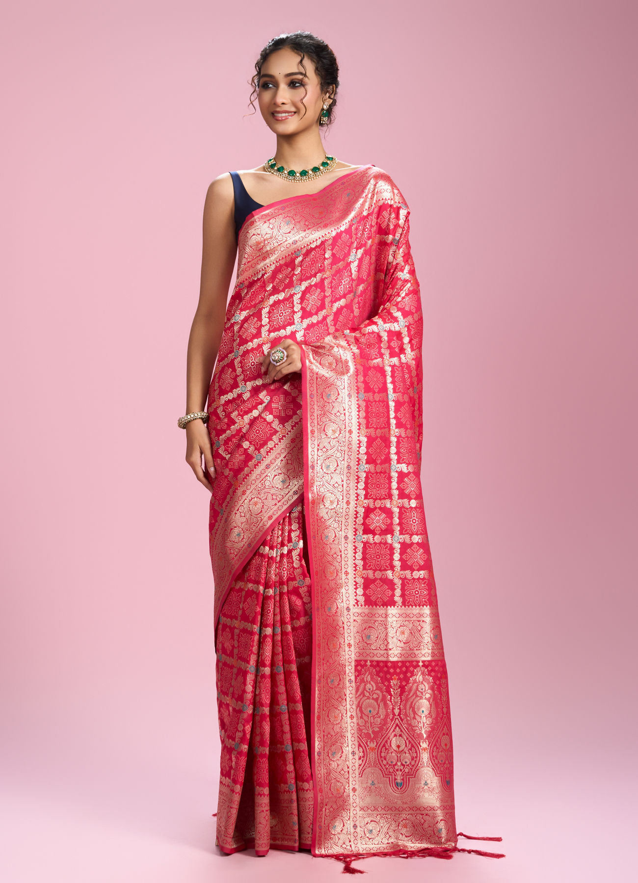 Mohey Women Ravishing Rani Pink Art Silk Saree