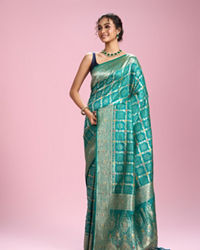 Mohey Women Radiant Rama Green Saree
