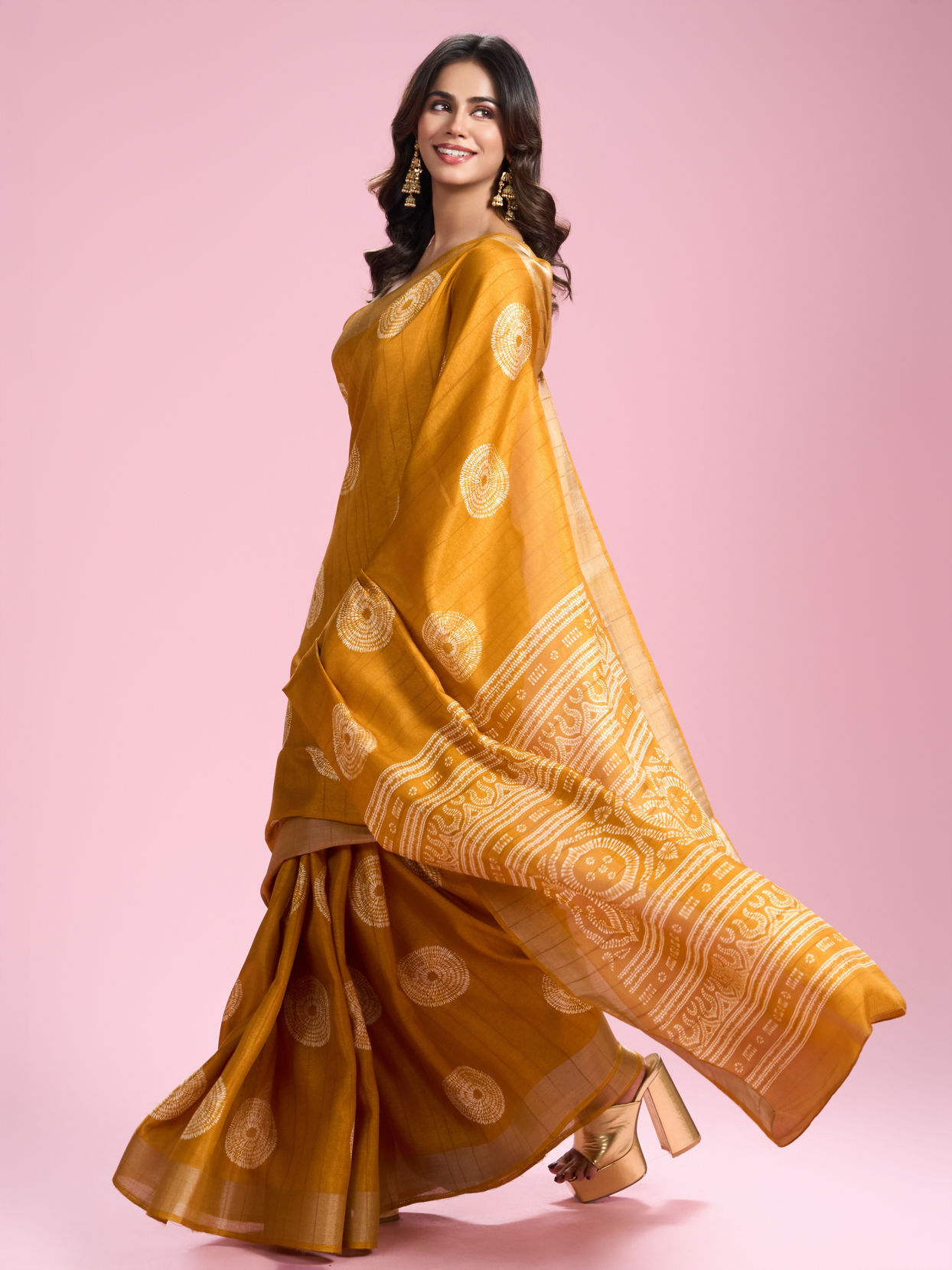 Mohey Women Sun Kissed Mustard Yellow Art Silk Saree