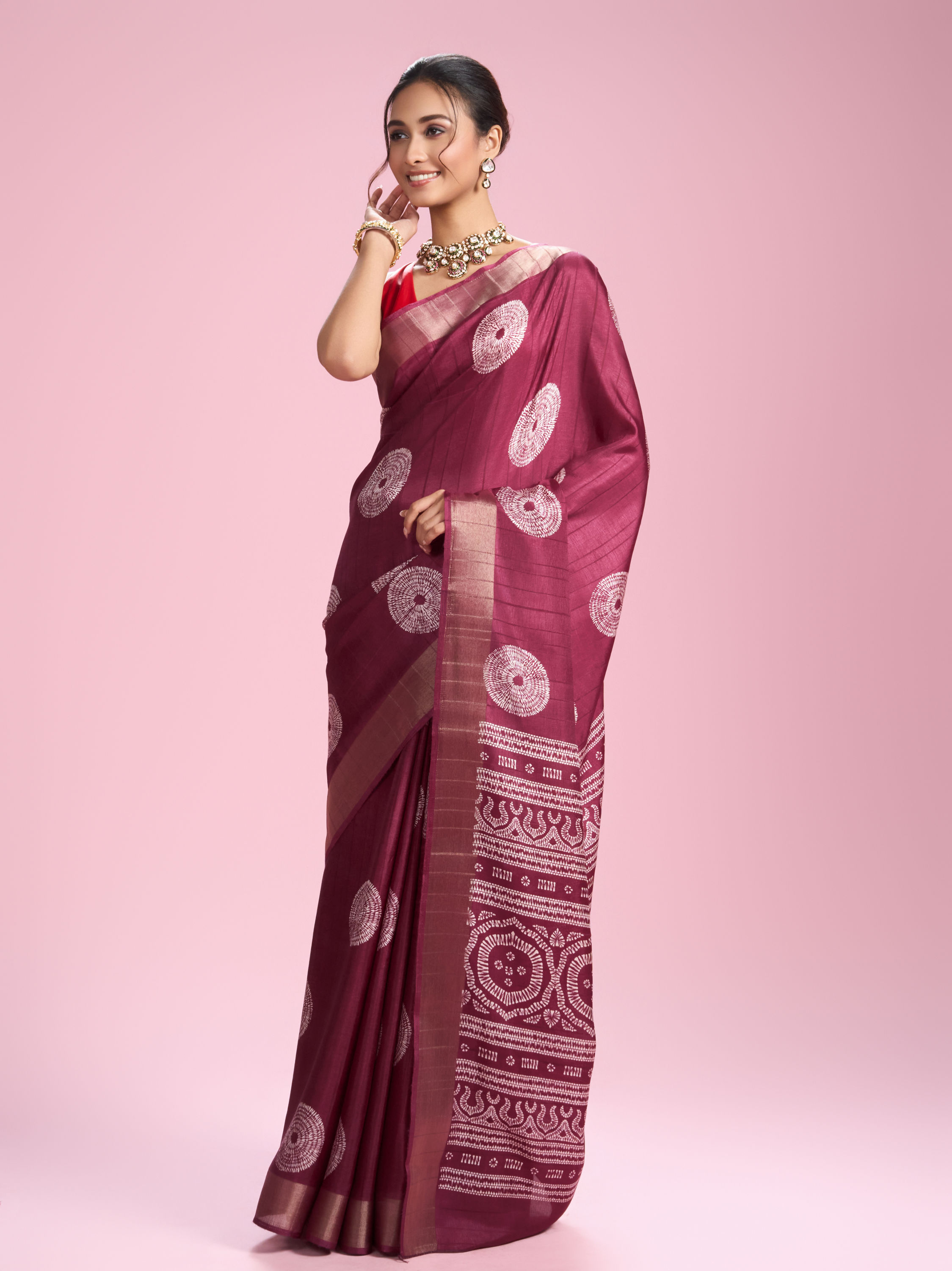 Mohey Women Radiant Wine Saree for Celebrations