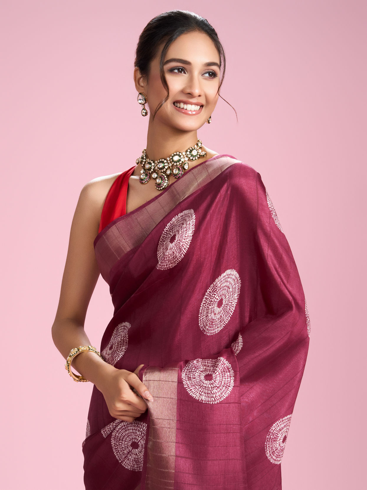 Mohey Women Radiant Wine Saree for Celebrations