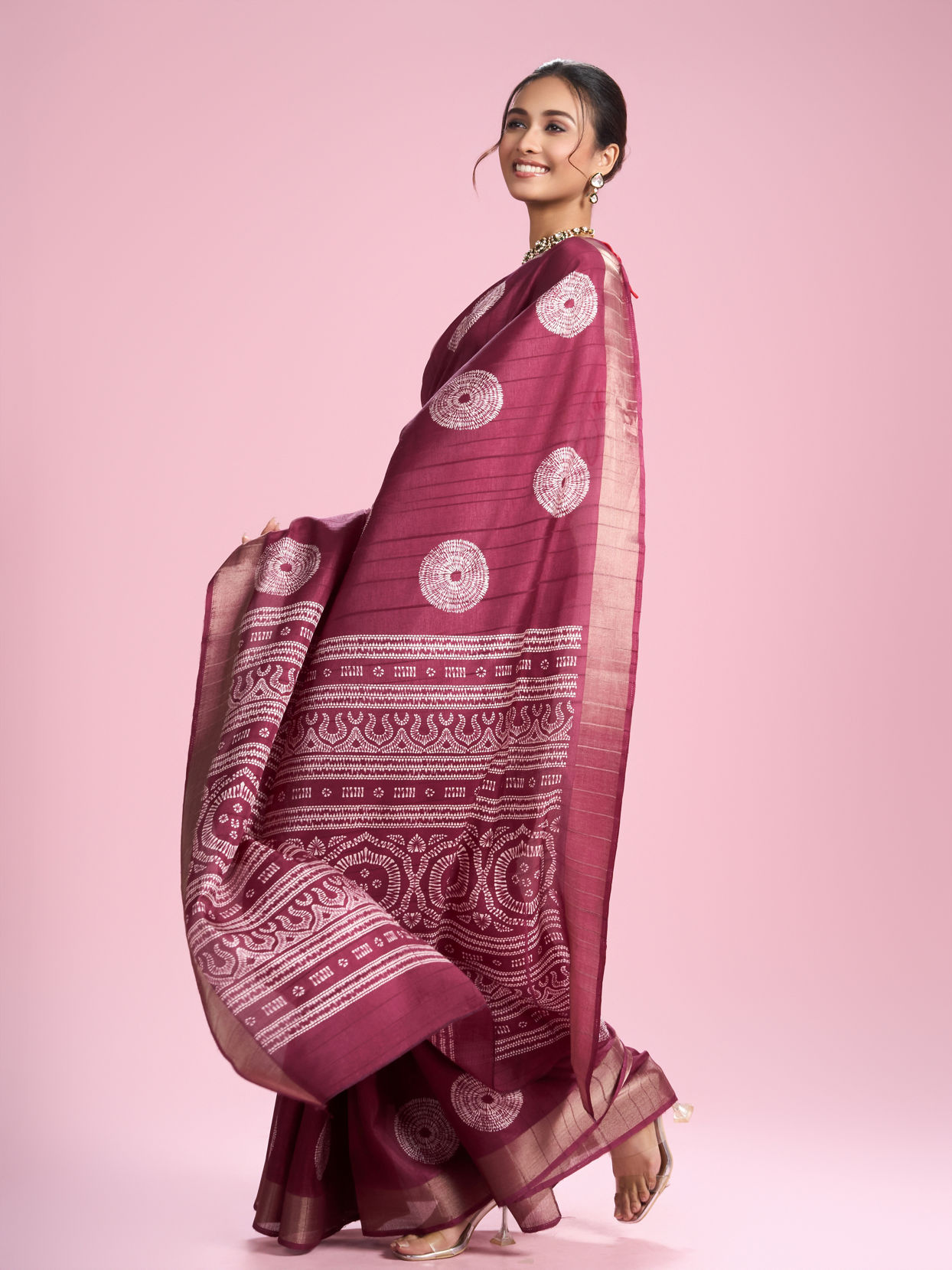 Mohey Women Radiant Wine Saree for Celebrations