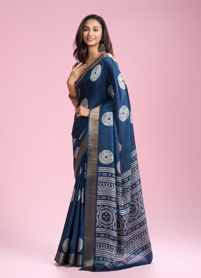 Mohey Women Enthralling Azure Elegance Saree