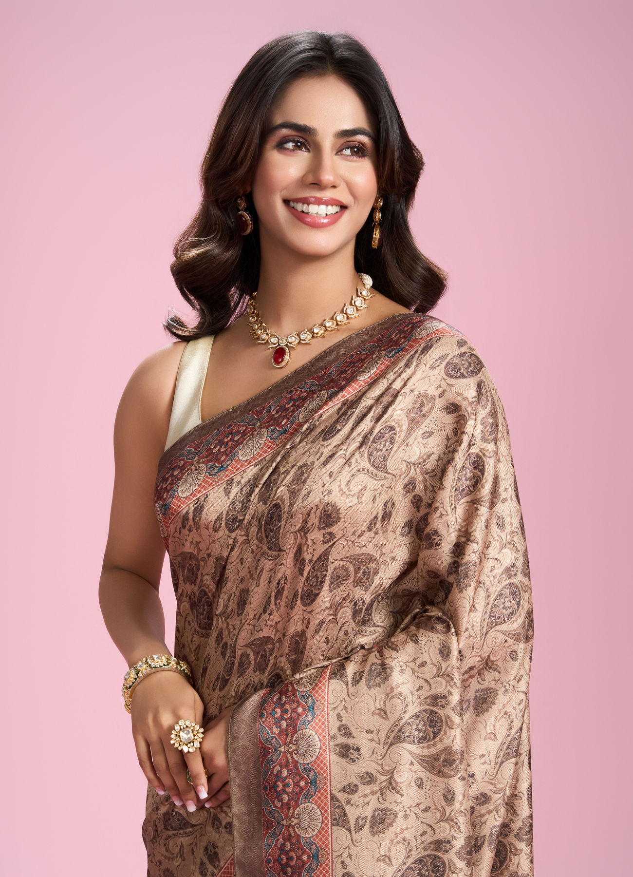 Mohey Women Beige Art Silk Saree