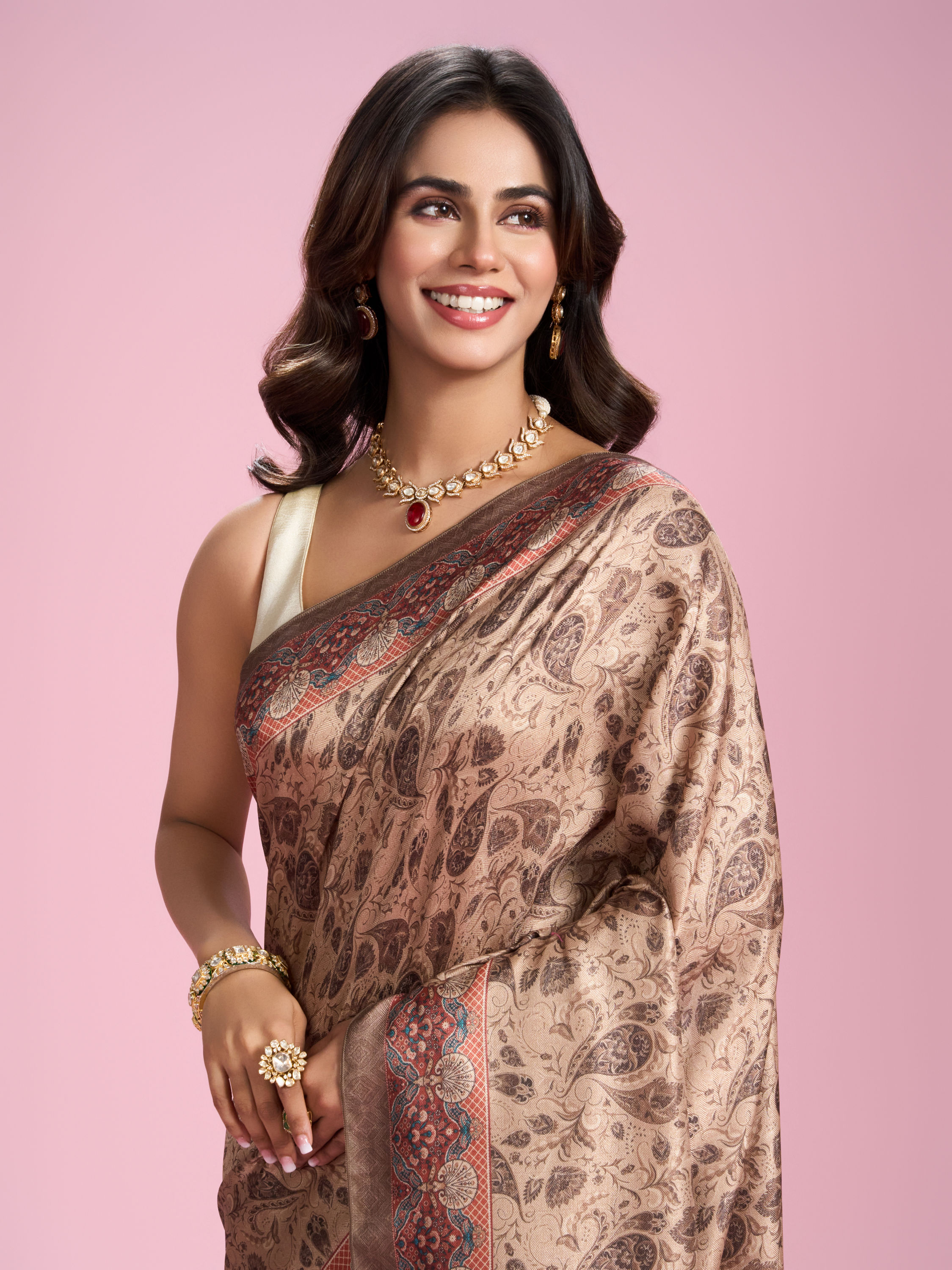 Mohey Women Beige Art Silk Saree