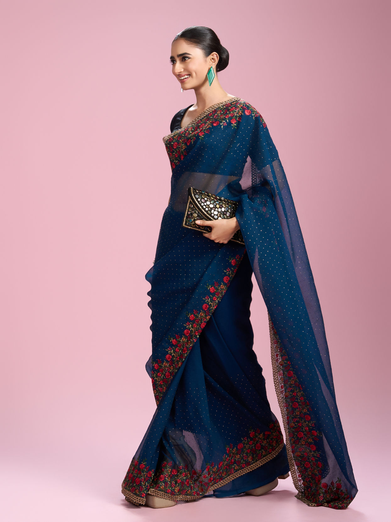 Mohey Women Azure Chiffon Elegance Saree