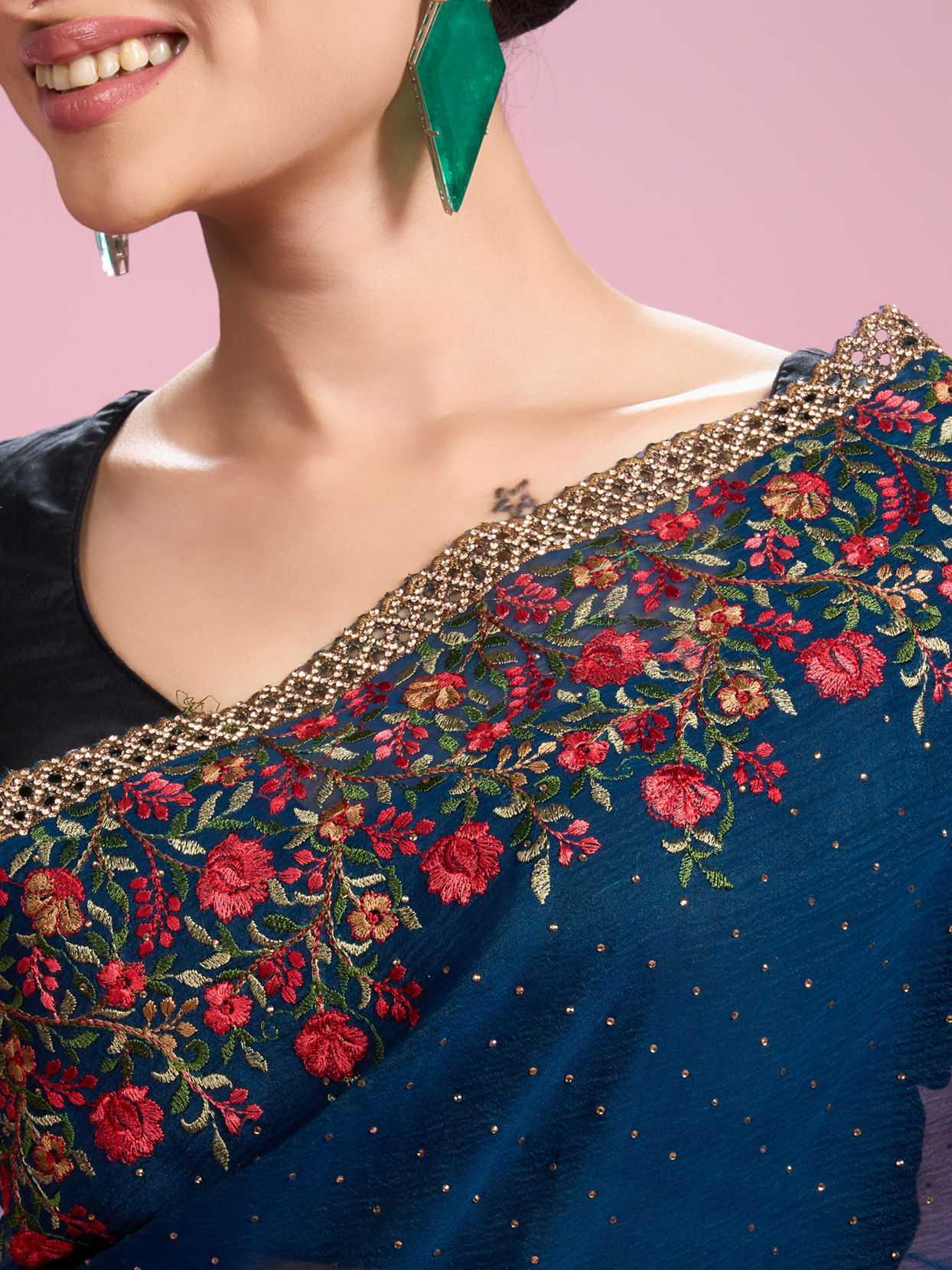Mohey Women Azure Chiffon Elegance Saree