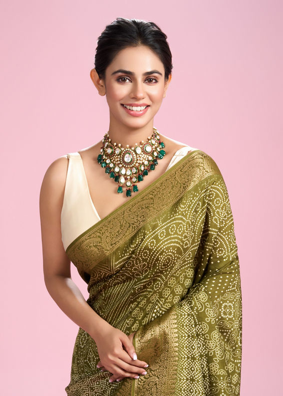 Mohey Women Mehandi Green Elegance Saree