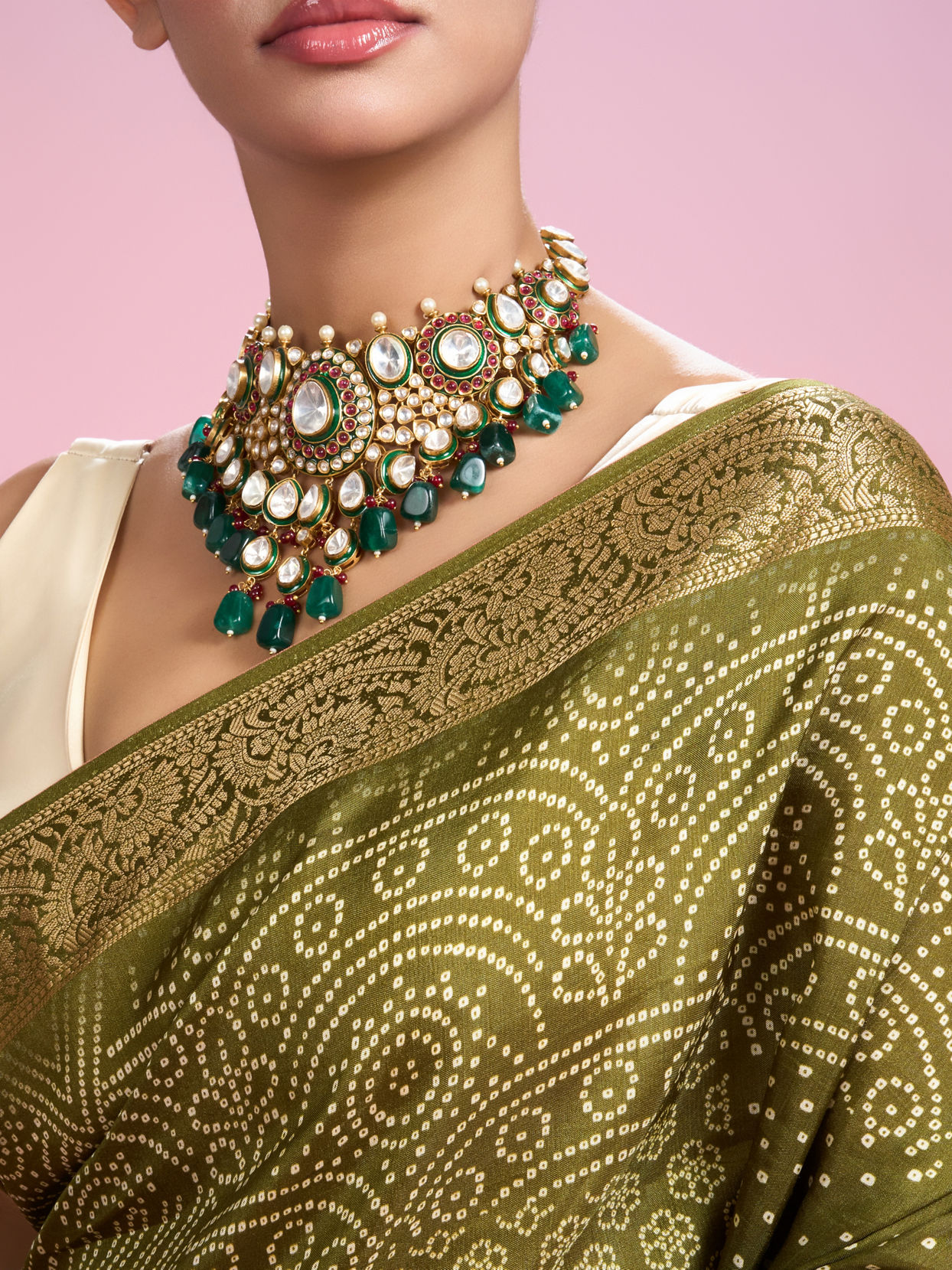 Mohey Women Mehandi Green Elegance Saree