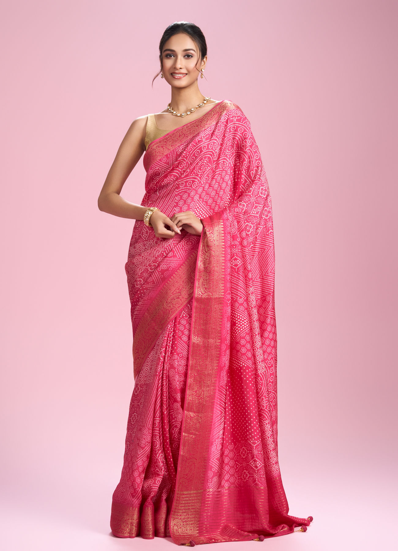 Mohey Women Rani Pink Radiance Saree