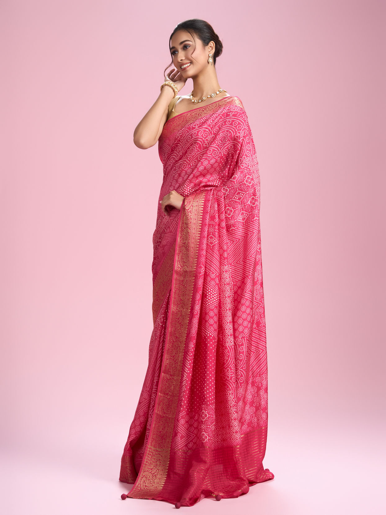 Mohey Women Rani Pink Radiance Saree