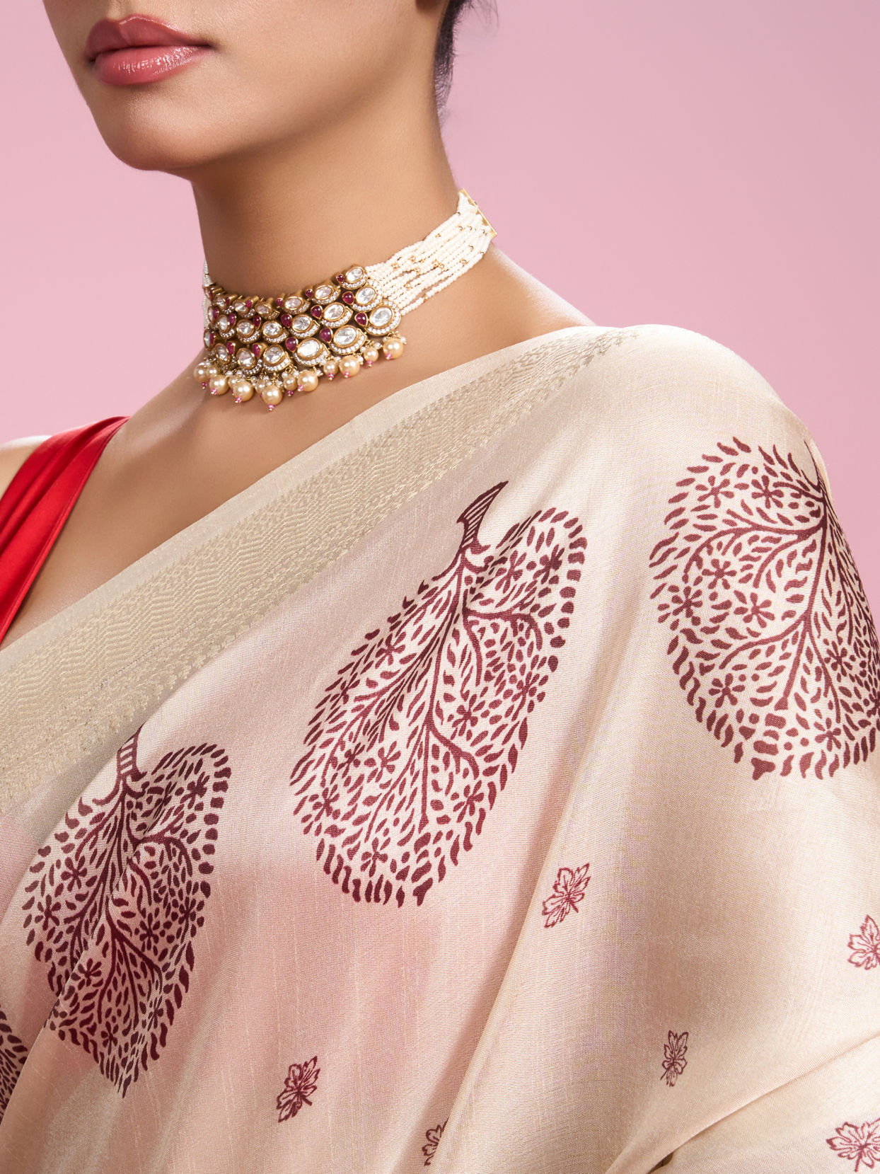 Mohey Women Cream Dream Elegance Saree