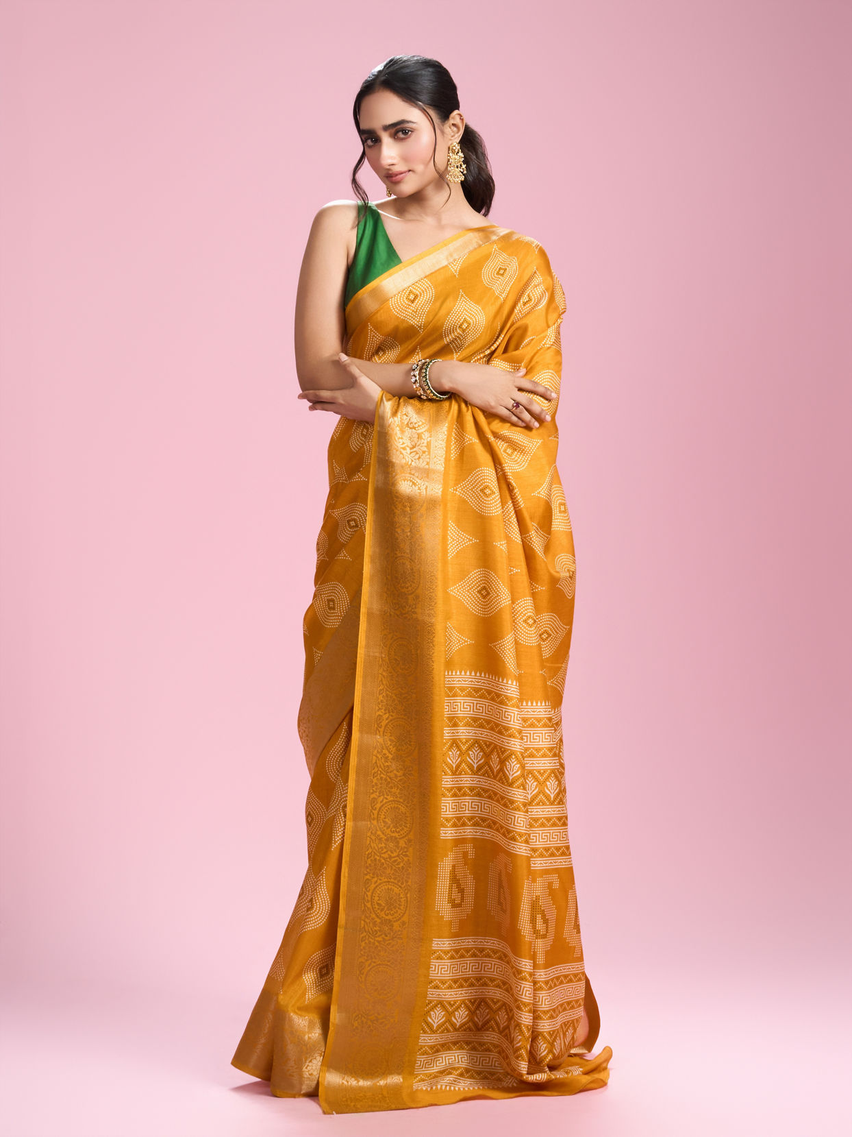 Mohey Women Radiant Mustard Yellow Saree