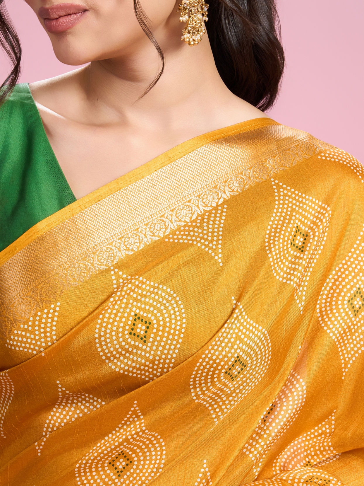 Mohey Women Radiant Mustard Yellow Saree