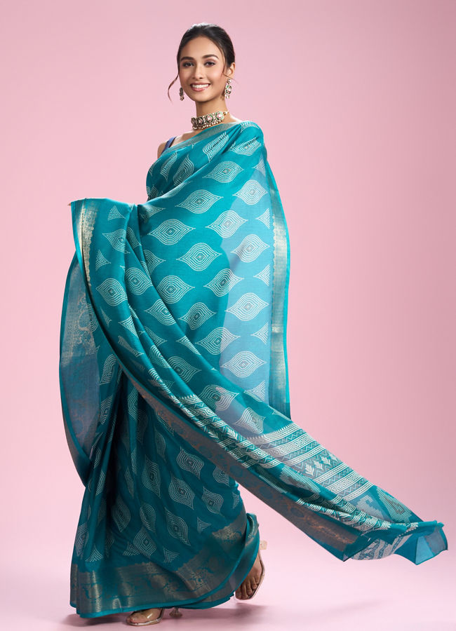 Mohey Women Ravishing Rama Green Saree