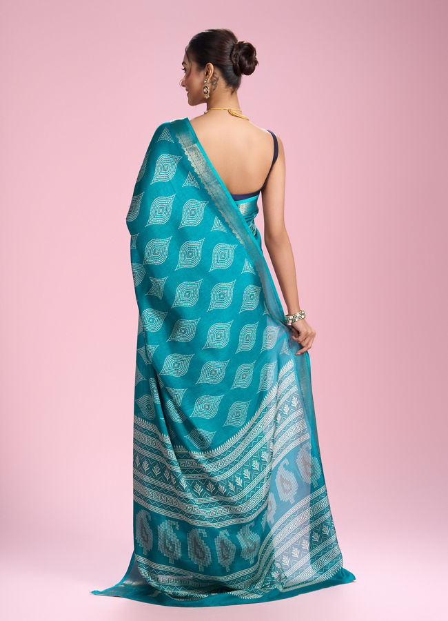 Mohey Women Ravishing Rama Green Saree