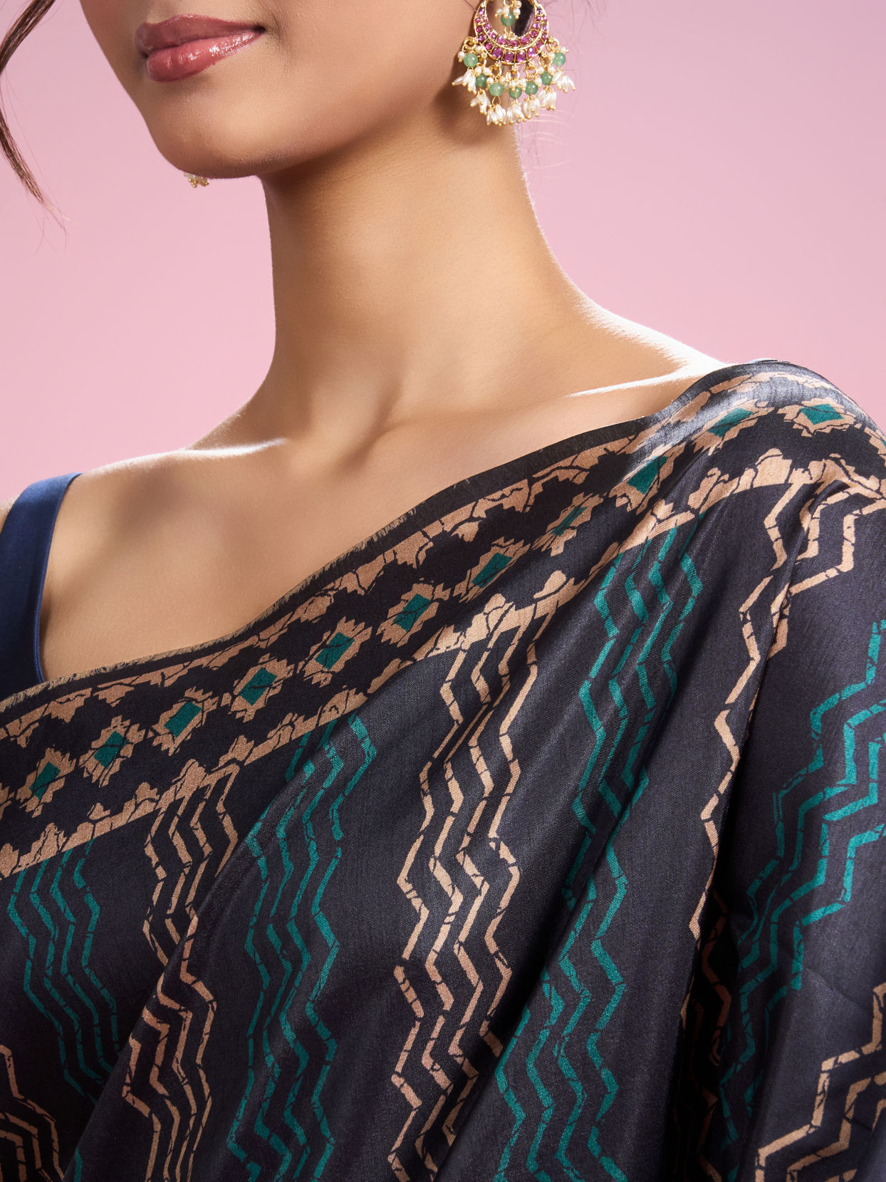 Mohey Women Indigo Blue Elegance Saree