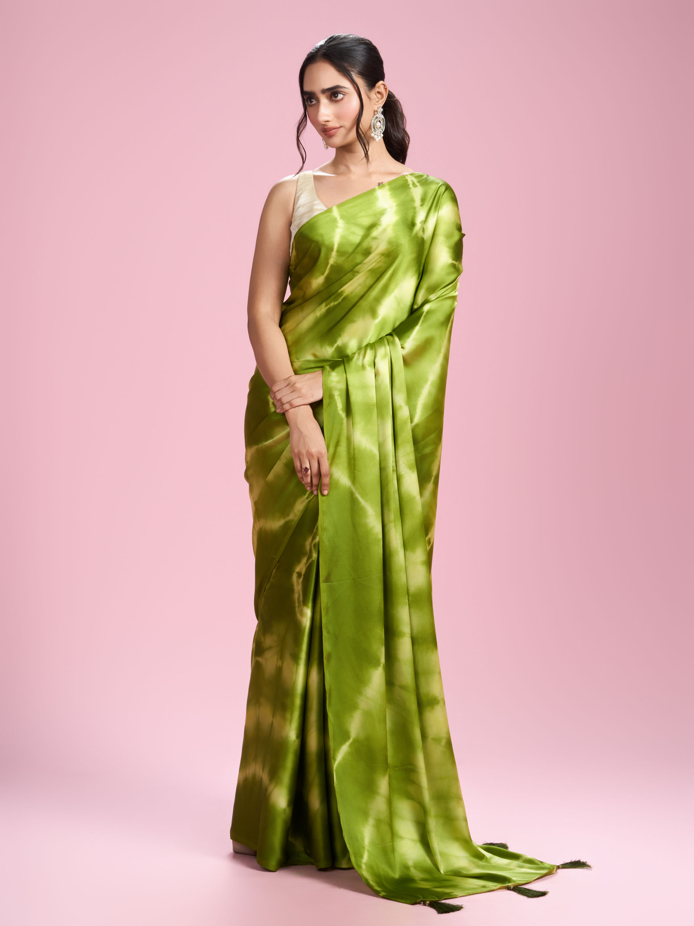 Mohey Women Emerald Satin Elegance Saree