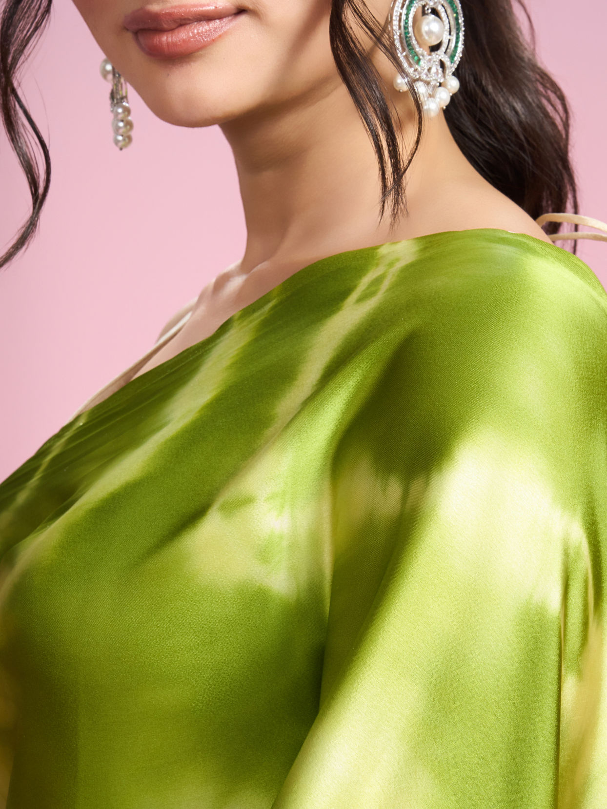 Mohey Women Emerald Satin Elegance Saree