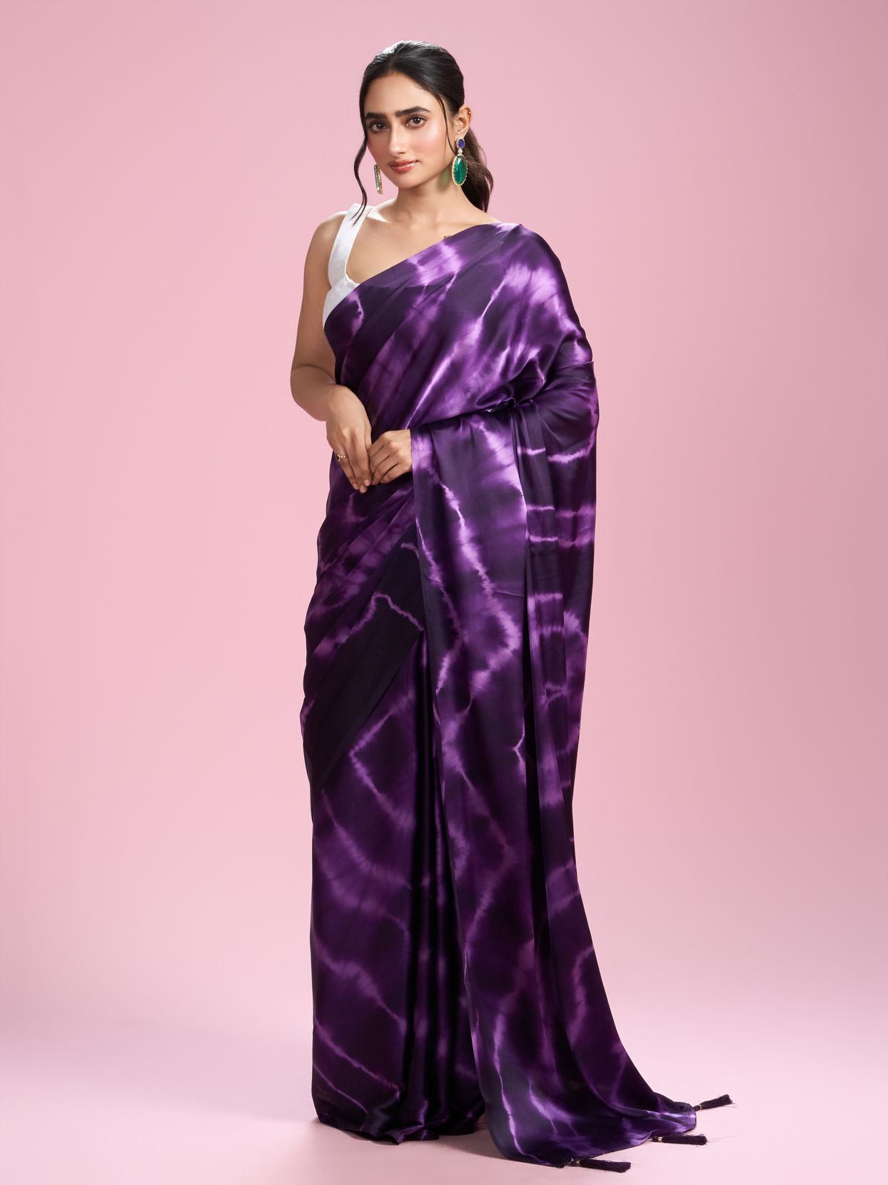 Mohey Women Dark Purple Satin Radiance Saree