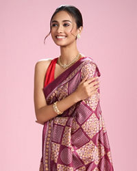 Mohey Women Enchanting Wine Saree