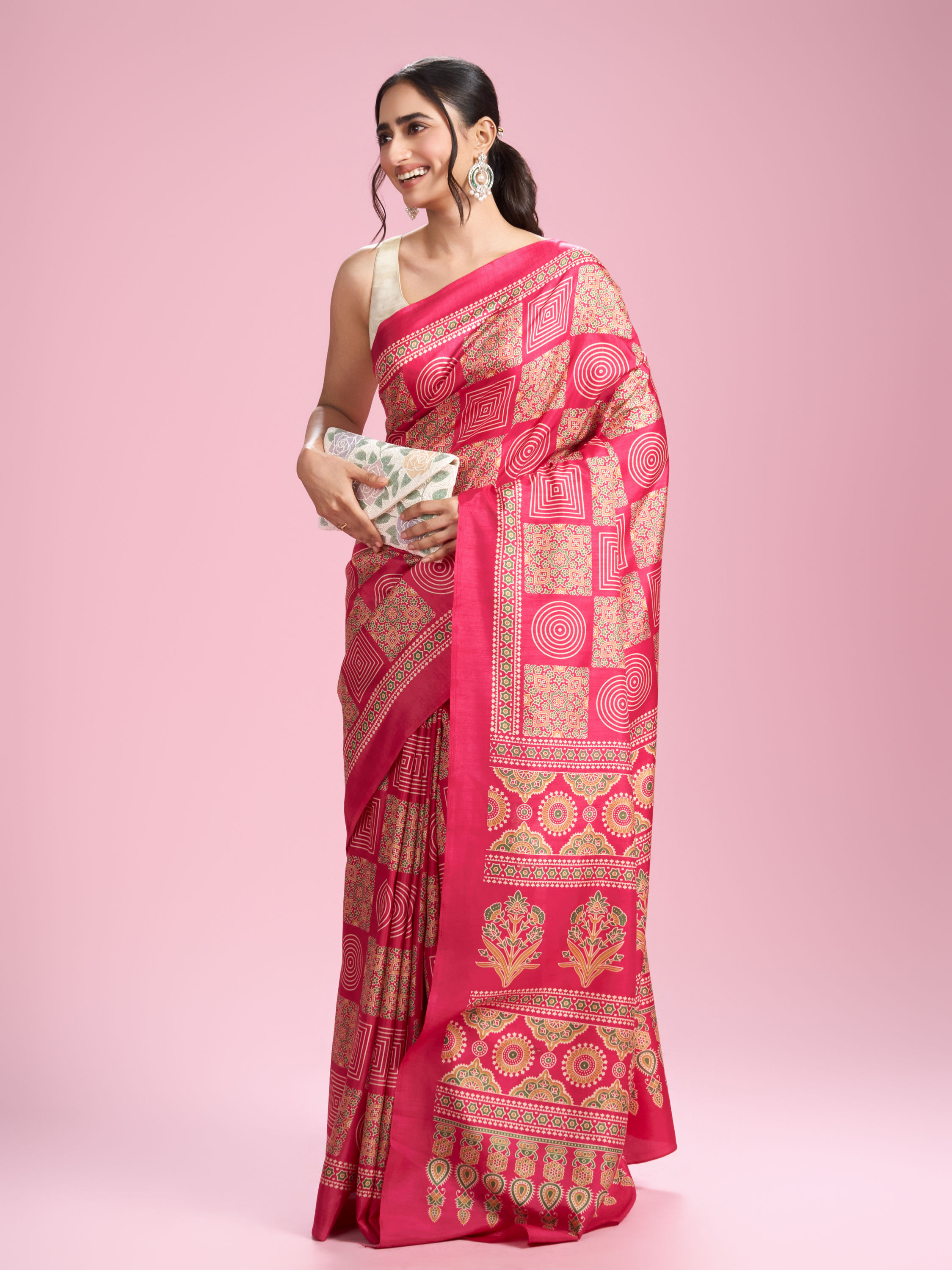 Mohey Women Exquisite Rani Pink Saree