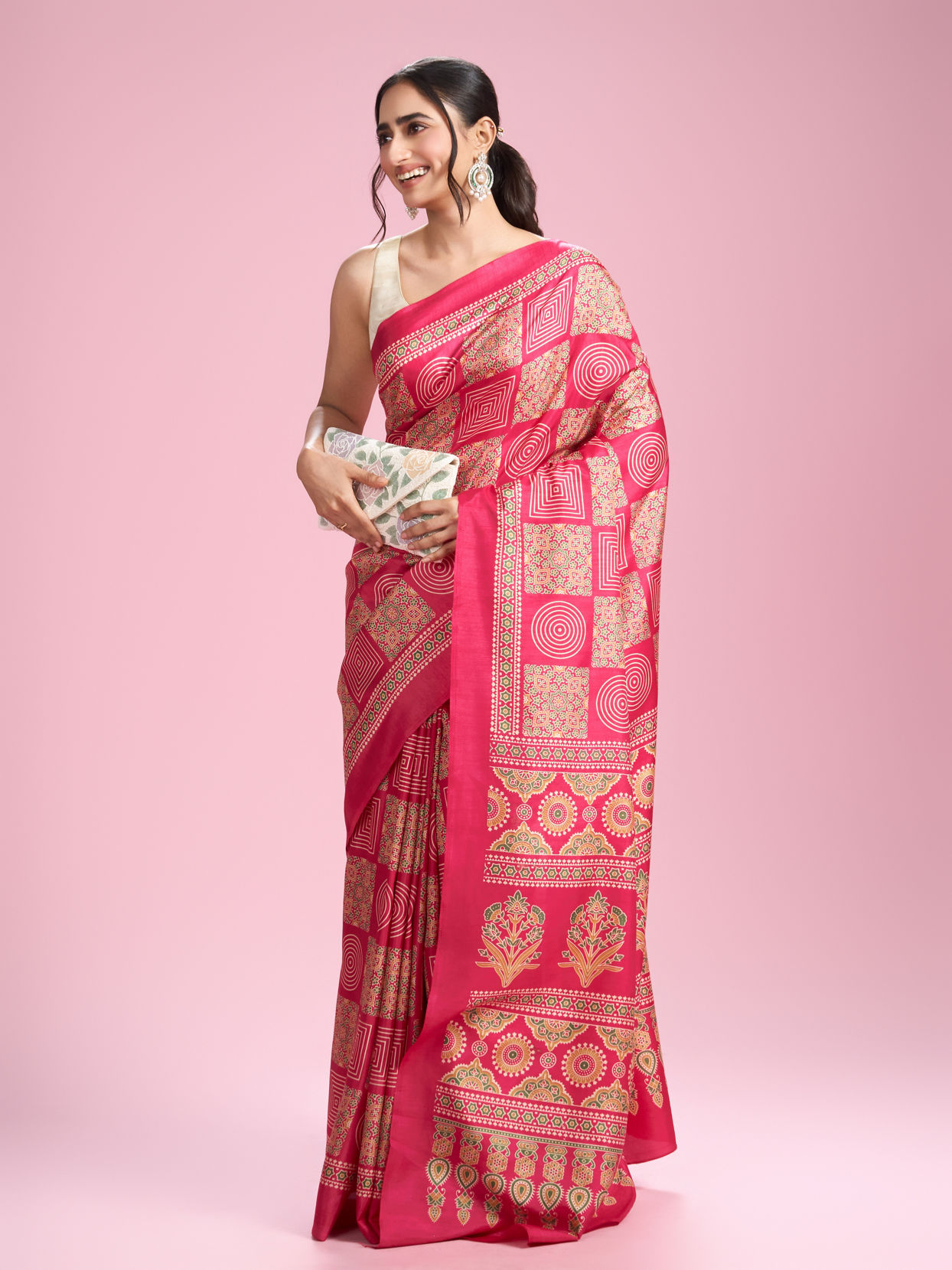 Mohey Women Exquisite Rani Pink Saree