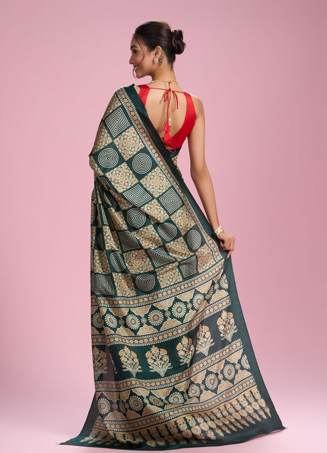 Mohey Women Dark Green Elegance Saree