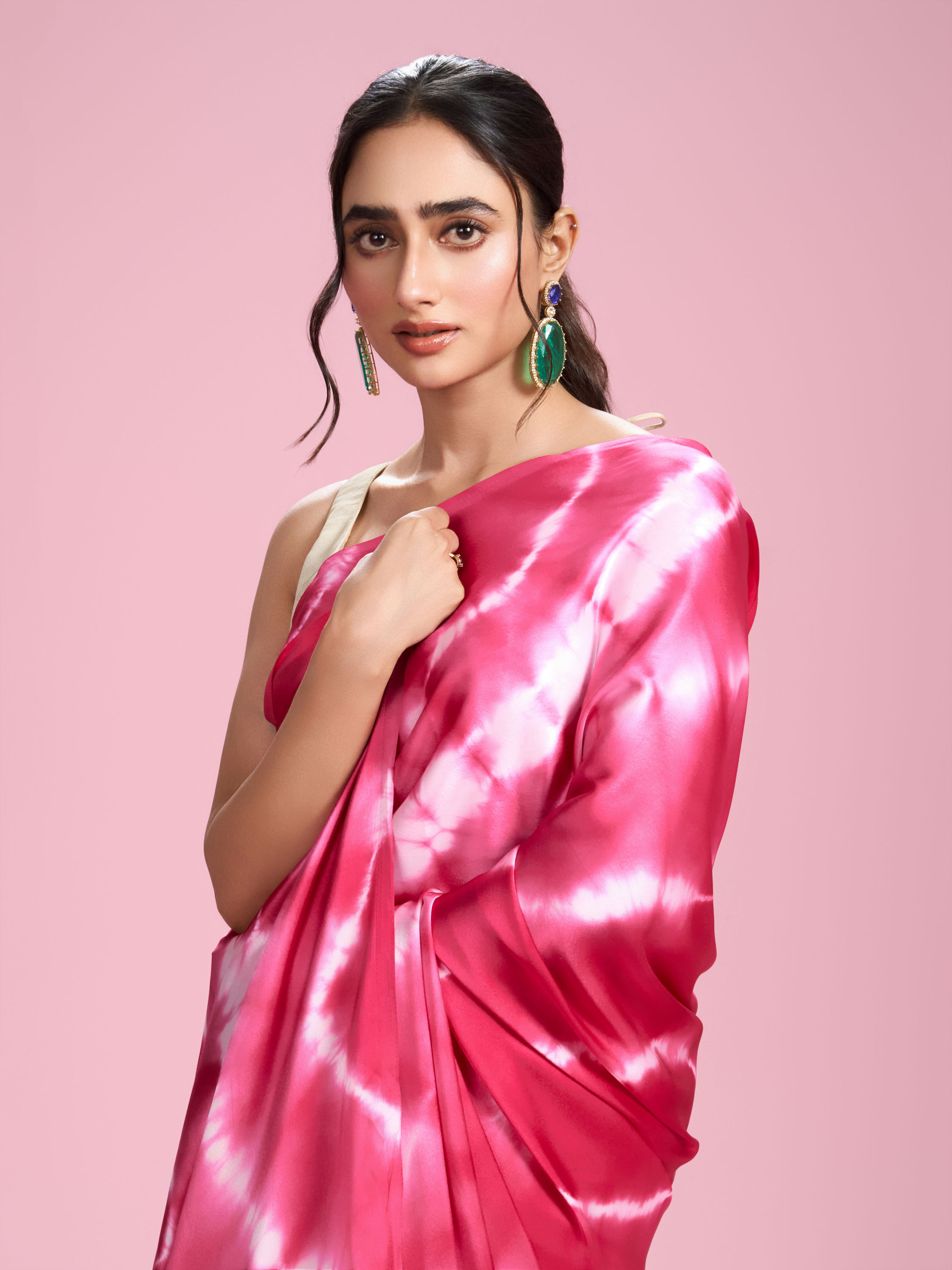 Mohey Women Rani Pink Satin Extravaganza Saree