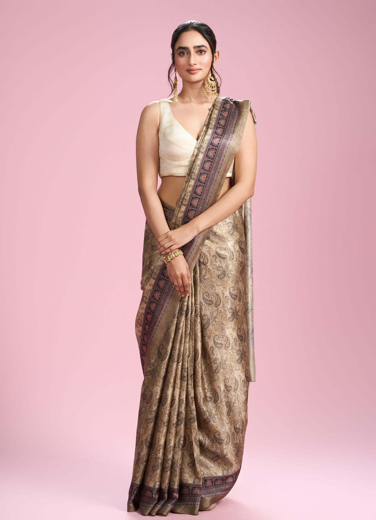 Mohey Women Elegant Pista Green Saree