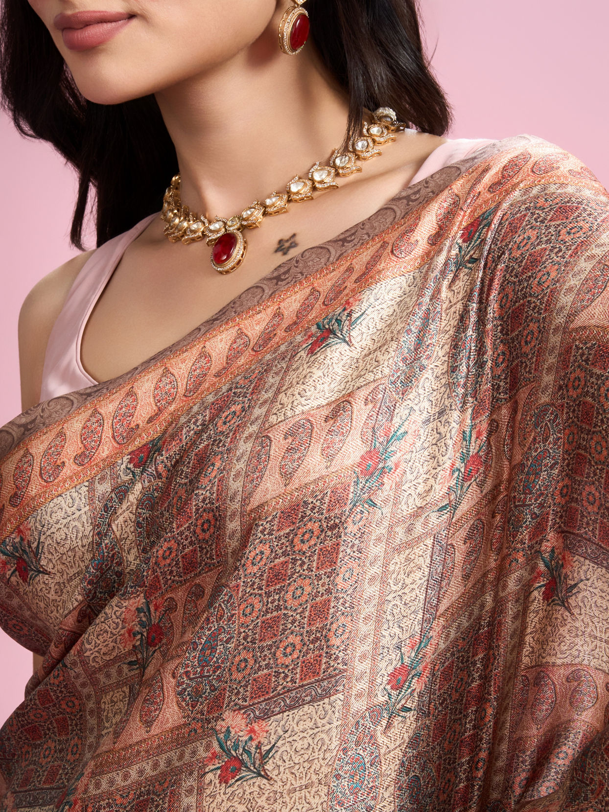 Mohey Women Fawn Peach Elegant Affair Saree