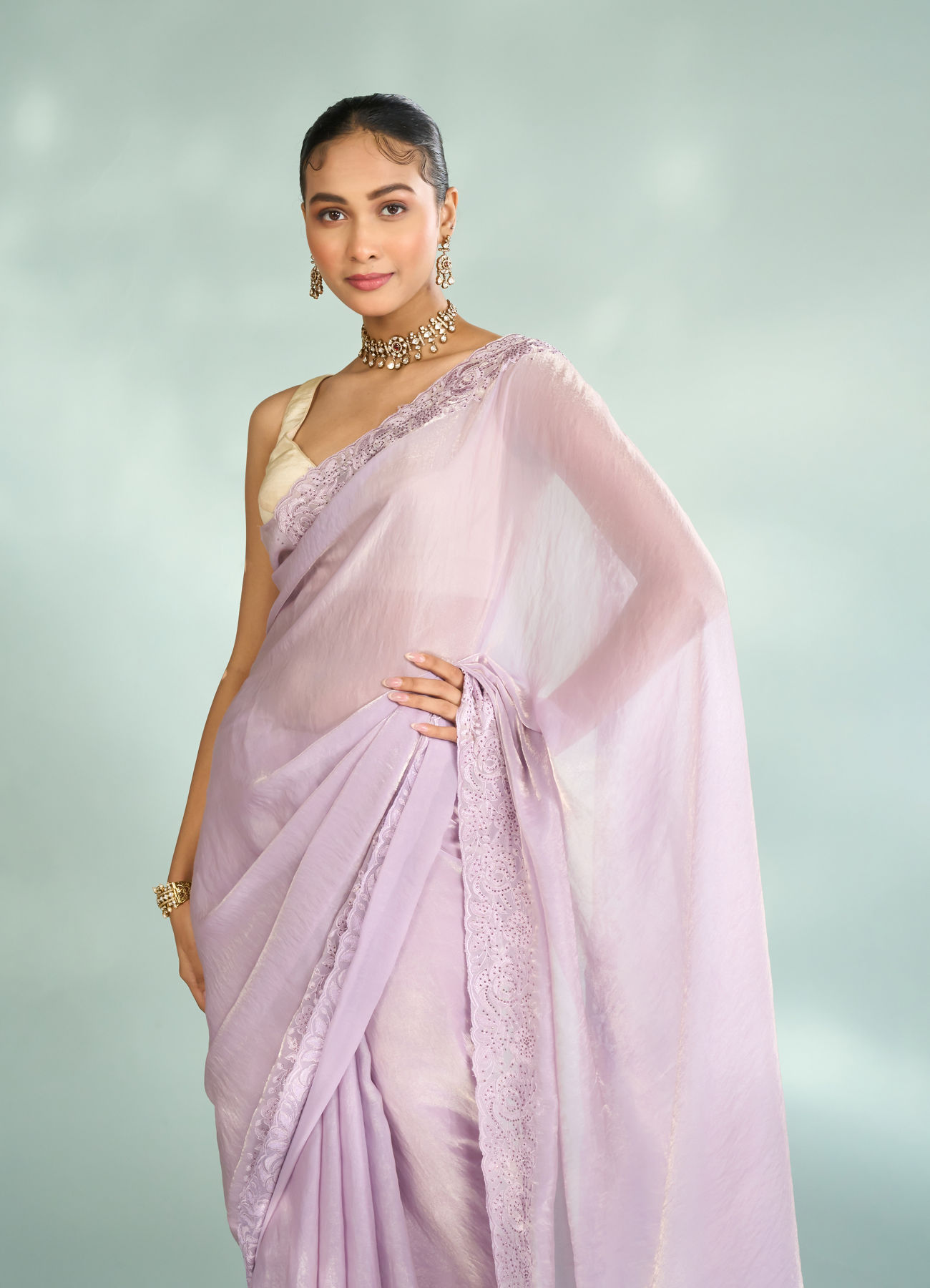 Mohey Women Purple Organza Splendor Saree