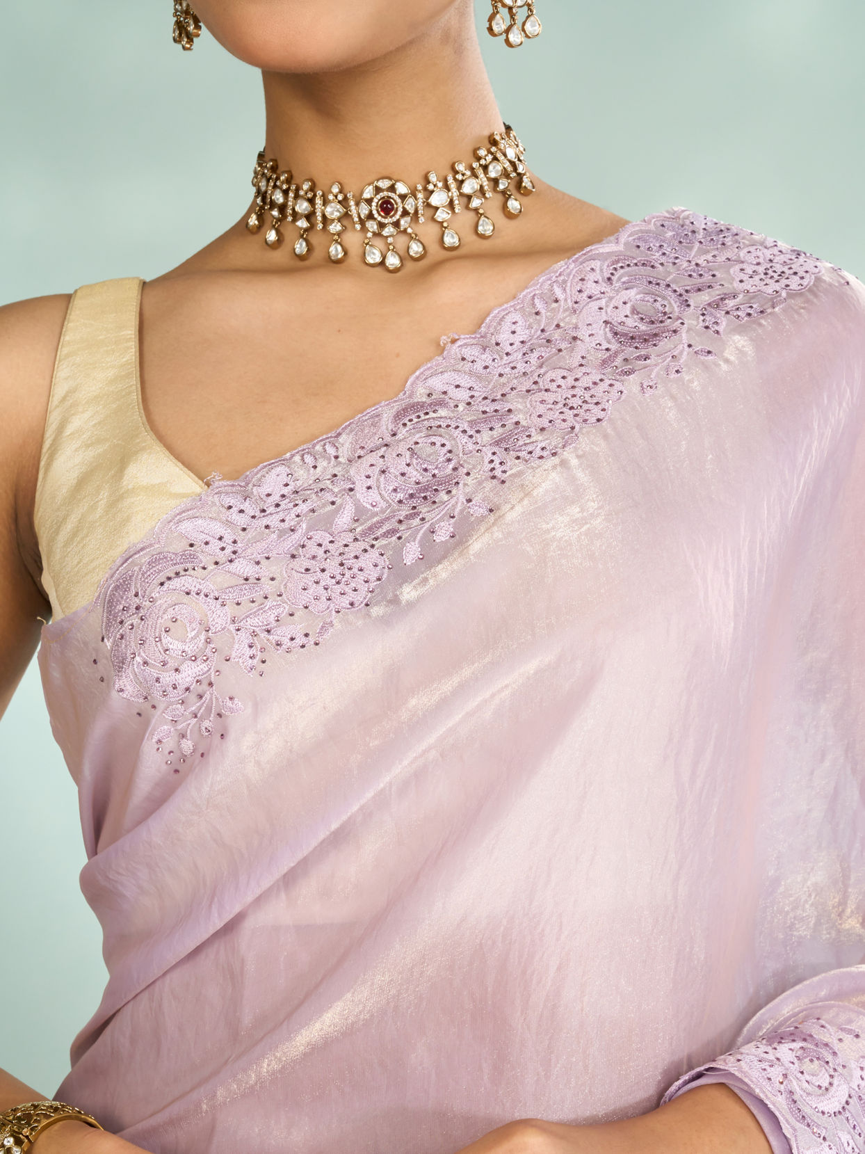 Mohey Women Purple Organza Splendor Saree